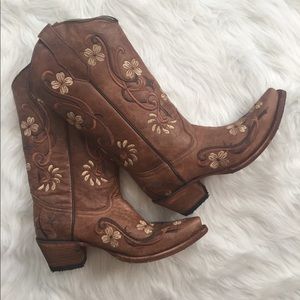 Circle G - Brand New - Embroidered Cowboy Boots